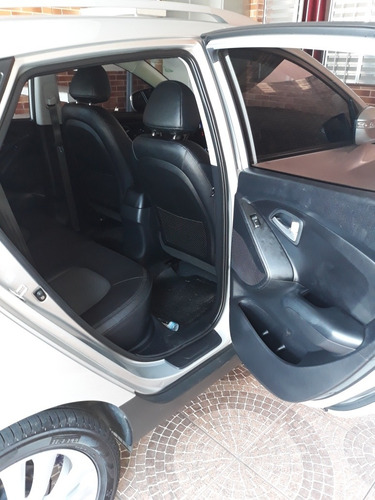 Imagem 2 de 13 de Hyundai Ix35 2016 2.0 Gls 2wd Flex Aut. 5p 157 Hp