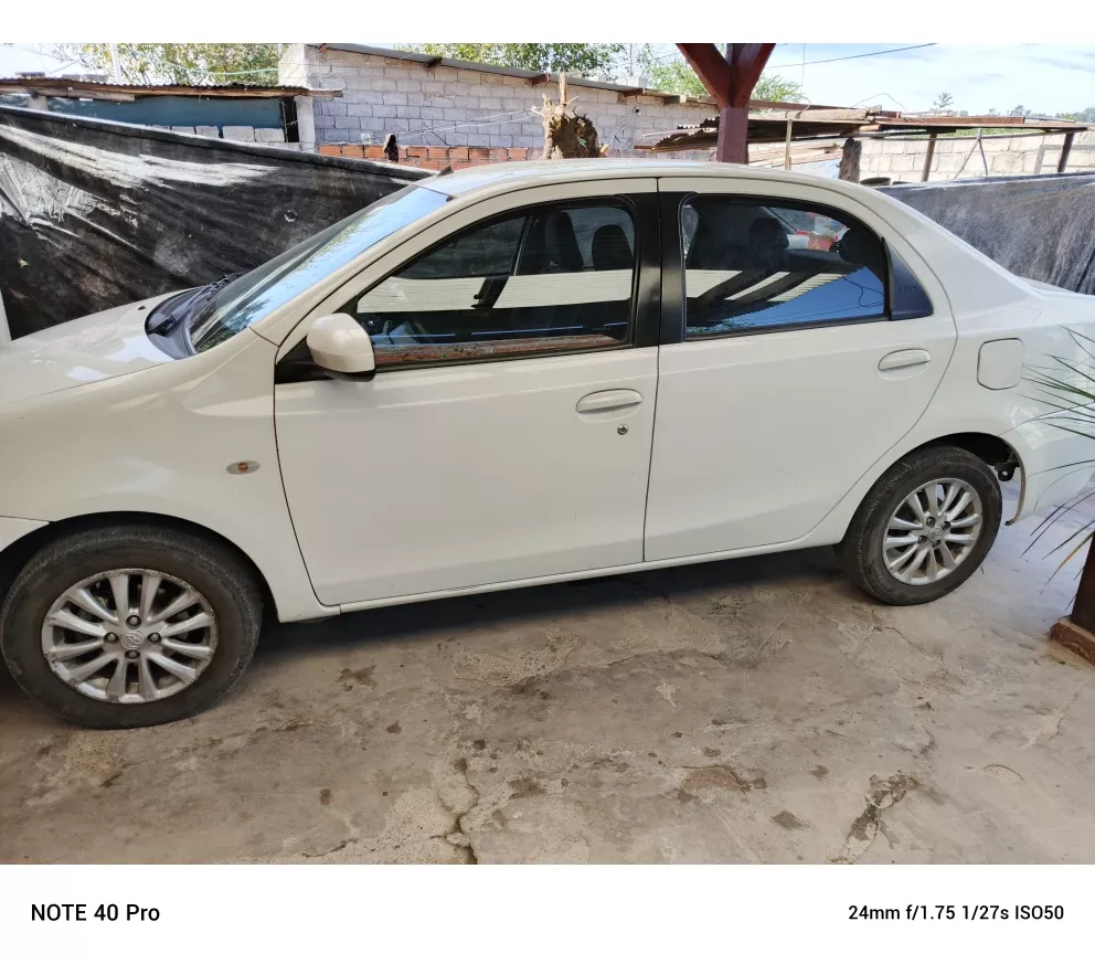 Toyota Etios 1.5 Sedan Xls