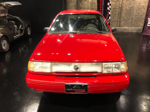 Imagen 2 de 15 de Ford Ghia 1994