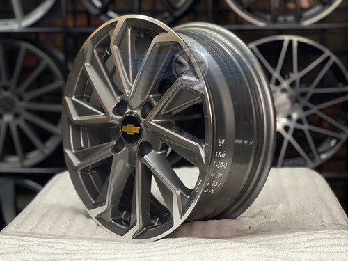 4 Rines 15 Deportivos 4-100 Chevrolet Aveo Beat Spark Versa Gun Metal