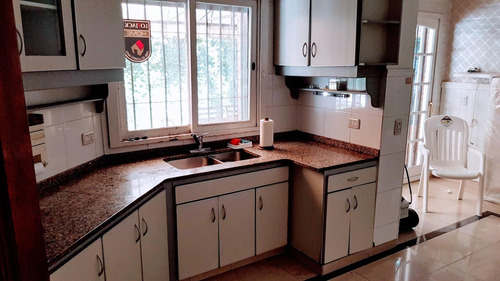 Imagen 19 de 30 de Casa En Venta En La Horqueta, San Isidro, Con Pileta