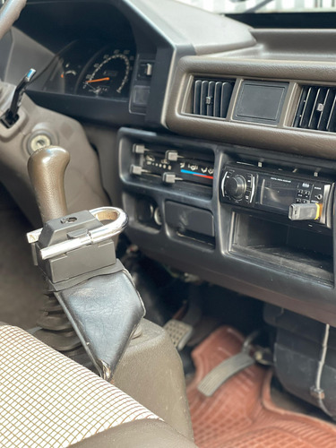 Mitsubishi L300