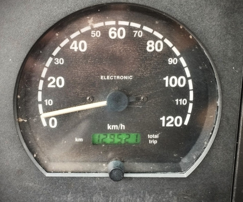 Camión Iveco Eurocargo 120e15 Con Volcadora Gallo Excelente