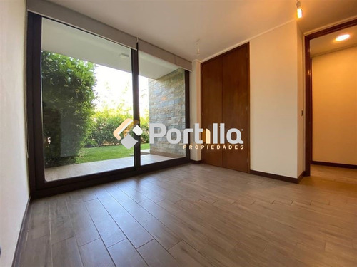 Departamento En Arriendo Ubicado En Estoril