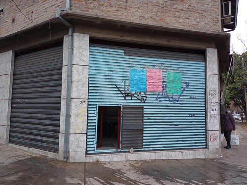Imagen 1 de 7 de Galpón/local Con Baño En Venta