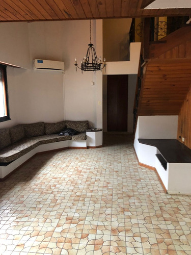 Alquiler Casa En Jose C Paz Centro