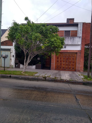Casa En Venta En Lanús Oeste