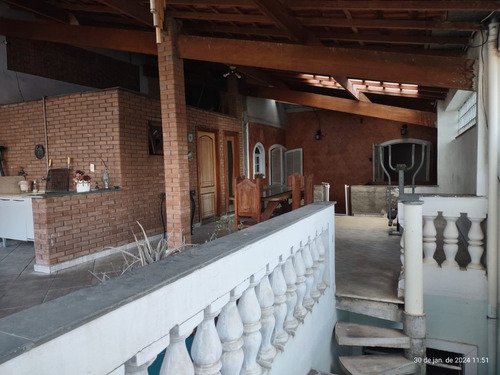 Casa Com 250 M² Com 4 Dorms Sendo 1 Suíte E 5 Banheiros Cz Americana E 2 Vgs Cobertas -jaçanã