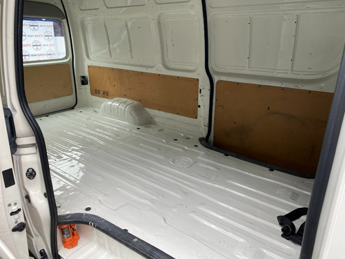 Imagen 13 de 15 de Toyota Hiace Panel Super Larga 2019
