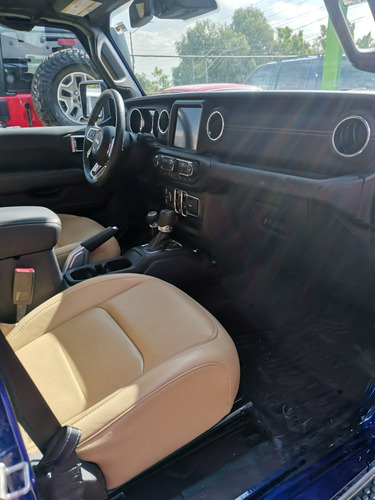 Imagen 12 de 13 de Jeep Wrangler 2019 3.7 Unlimited Sahara 3.6 4x4 At