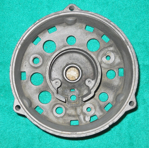 Tapa Alternador Trasera Ltd 1965-1978 Conquistador 1979-1981