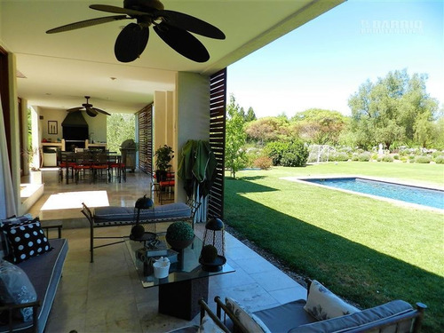 Imagen 7 de 30 de Casa En Venta De 4 Dormitorios En Colina
