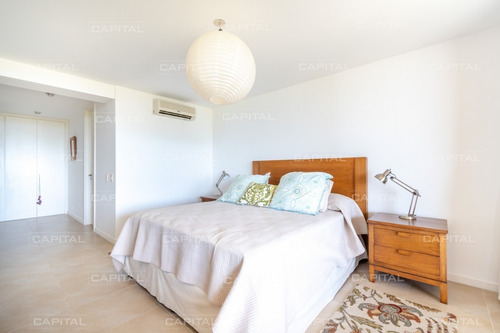Apartamento Esquinero En Alquiler Temporario De Tres Suites Con Parrillero Propio-ref:29236
