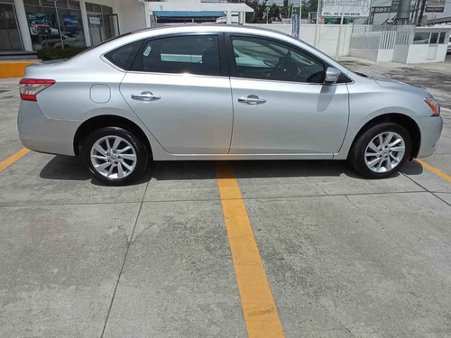Imagen 7 de 12 de Nissan Sentra 2016 4p Advance L4/1.8 Man