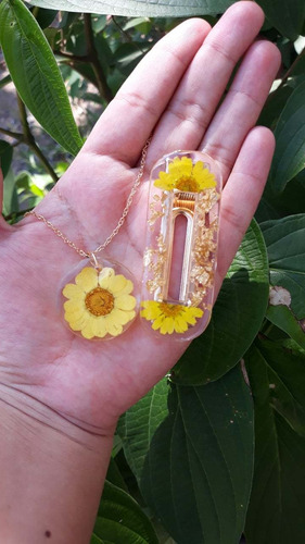 Imagen 4 de 9 de Diseño De Joyería Y Accesorios En Resina