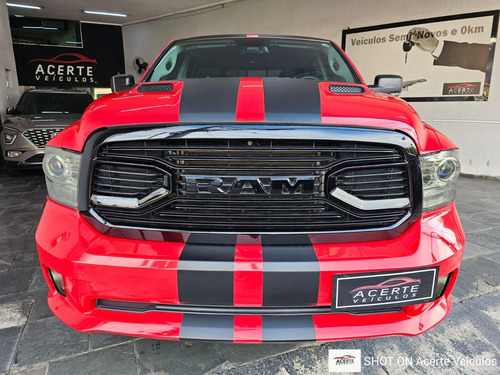 Ram Classic Laramie Night Ed. 5.7 4x4 Aut.