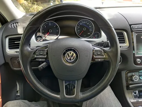 Volkswagen Touareg 3.0 At