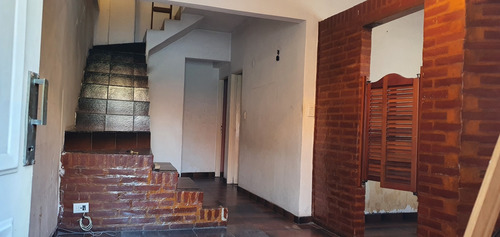 Departamento Tipo Casa Al Frente 4 Ambientes Con Terraza