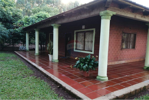 Imagen 2 de 14 de Vendo Casa Con Una Hectárea En Fram: 3 Habitaciones Y 1 Baño