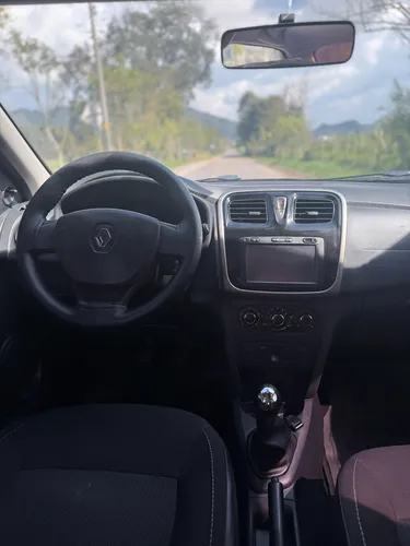 Renault Logan 1.6 Expression