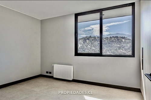 Casa En Condominio En Arriendo En Lo Barnechea