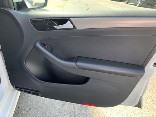 Volkswagen Jetta 2.0 Fest Tiptronic At