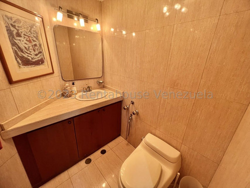 Se Ofrece En Venta Acogedor Y Extraordinario Penthouse Ubicado En Campo Alegre
