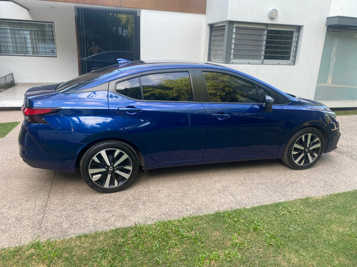 Versa Exclusive Impecable