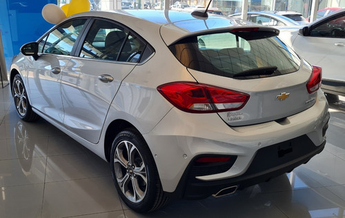 Imagen 4 de 15 de Chevrolet Cruze 5 Premier Automático 1.4n T Hatchback 2023*
