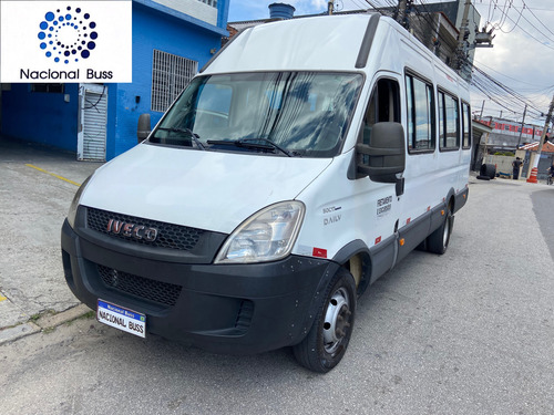Iveco Daily 50c17 Minibus Executiva 19lugares