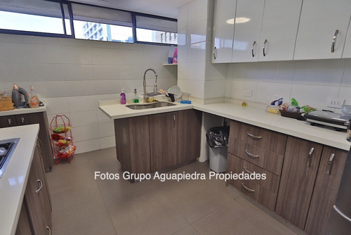 Remodelado, Amplios Espacios, A 2 Cuadras Del Metro