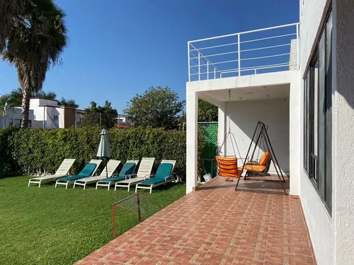 Casa En Renta Lomas De Cocoyoc (azul)