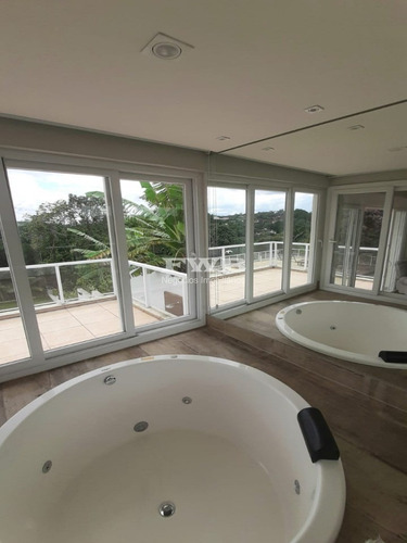 Imagem 14 de 30 de Linda Casa Condominio Arujazinho 3 Com 4 Suites, 6 Vagas , Piscina, Mobiliada - 204fwbsp - 68131727
