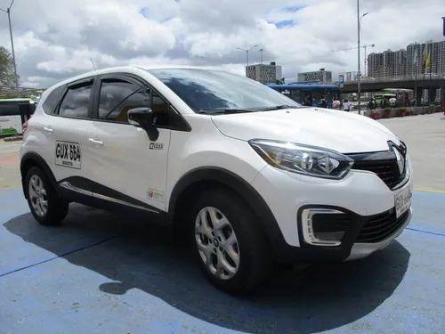 Renault Captur 4x2 2000cc Mt Aa