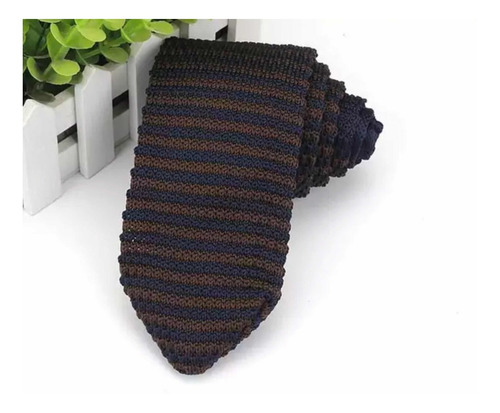 Corbata Tejida De Hilo Triangular