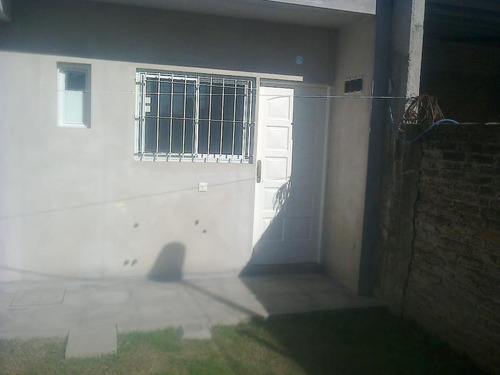 Imagen 17 de 18 de Casa - Barrio Parque Leloir