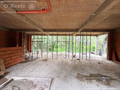 Casa En Venta 5 Ambientes - Barrancas De Melipal - Barrio Cerrado