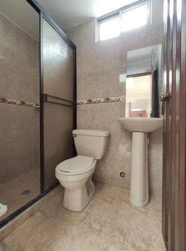 Apartamento En Arriendo En La Merced. Cod A9198