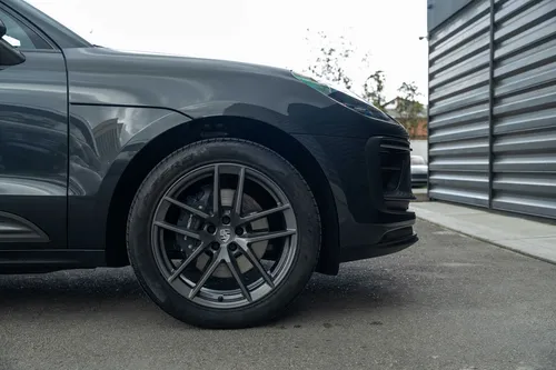 Porsche Macan T