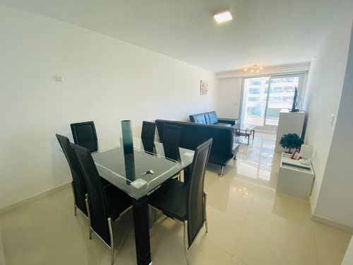 Apartamento En Venta De 1 Dormitorio En Playa Brava