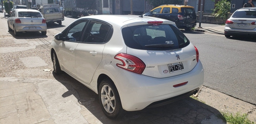 Peugeot 208 1.5 Allure Touchscreen 2015