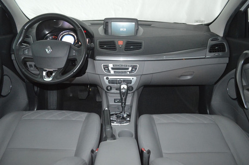Renault Fluence Sedan Privilège 2.0 16V FLEX Aut