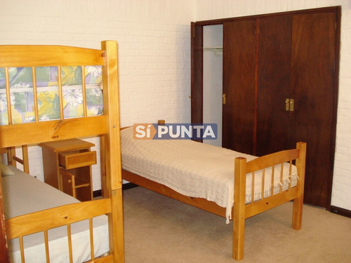 Imagen 7 de 11 de Casa En Alquiler Con Piscina