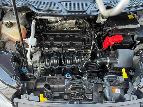 Imagen 12 de 14 de Ford Ecosport 2016 1.6 Se 110cv 4x2