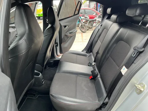 Chevrolet Onix RS 1.0 MT