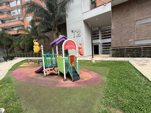 Apartamento En Arriendo/venta En Loma Del Escobero. Cod V24072