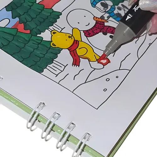 Livro De Colorir Bobbie Goods Capa Dura 50 Folhas Com Acetato + Kit Com 24 Canetinhas Touch Ponta Dupla Coloridas + Brinde Chaveiro- Ideal Relaxamento Estimula Criatividade Infantil Presente Crianças