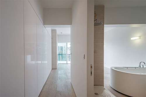 Departamento En Venta De 2 Dorm. En Santiago
