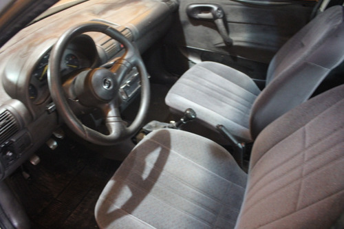 Corsa 98 (retirada De Peças)