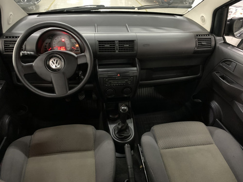 Volkswagen Fox 1.0 MI PLUS 8V FLEX 4P MANUAL